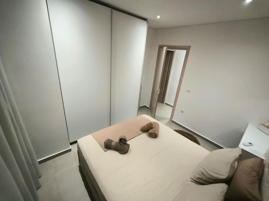 Floral Home 2 - 1St Floor Apt With Private Parking! Athens Luaran gambar